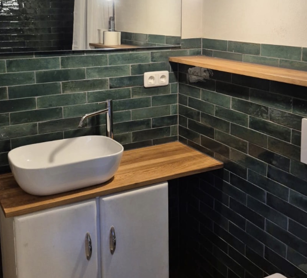 Modernes Badezimmer Fliesenarbeiten Bremen — Hoinka Bau